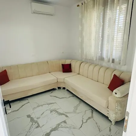 Dion 1 Durres